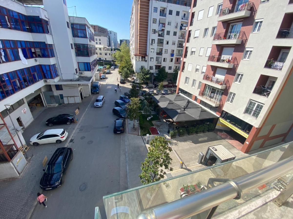 Lovely Apartment Tirana Exterior foto