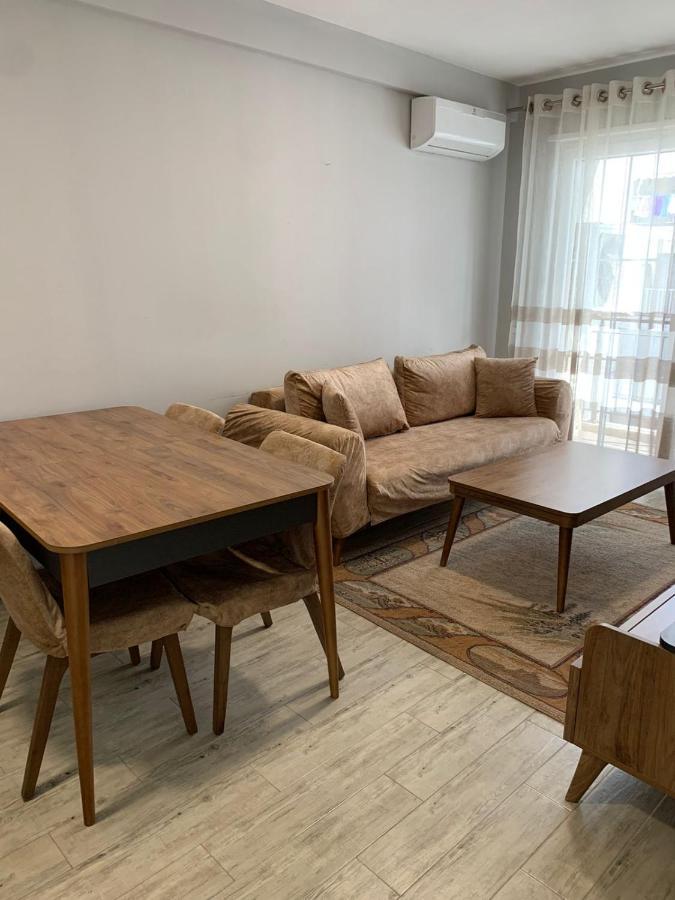 Lovely Apartment Tirana Exterior foto